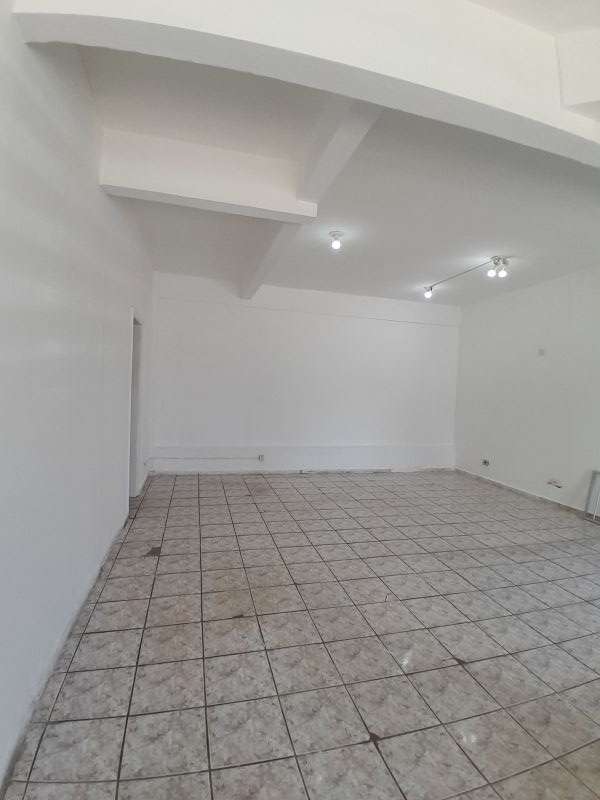 Loja no bairro Vila Comendador Rodrigues Alves em GUARATINGUETA