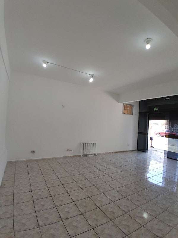 Loja no bairro Vila Comendador Rodrigues Alves em GUARATINGUETA