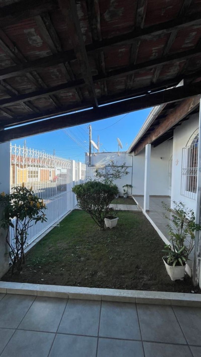 Casa 3d  no bairro Pedregulho em GUARATINGUETA