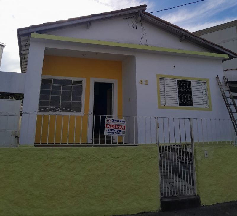 Casa 2d  no bairro Pedregulho em GUARATINGUETA