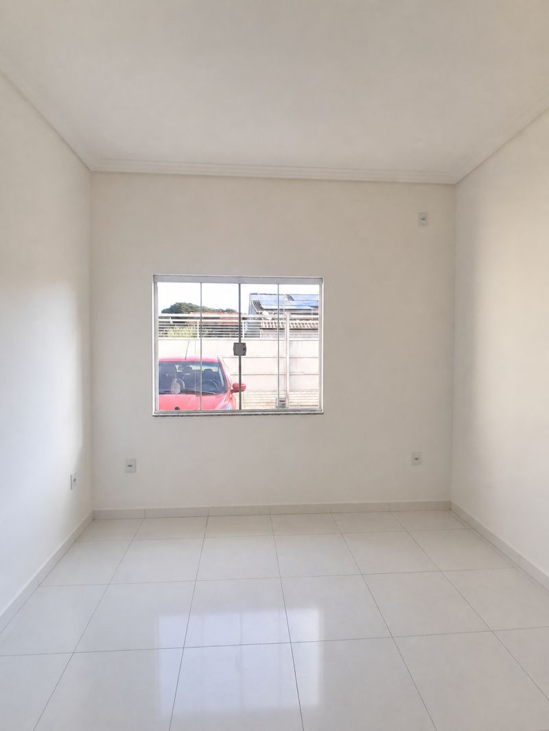 Apartamento 2d  no bairro Jardim Rony em GUARATINGUETA