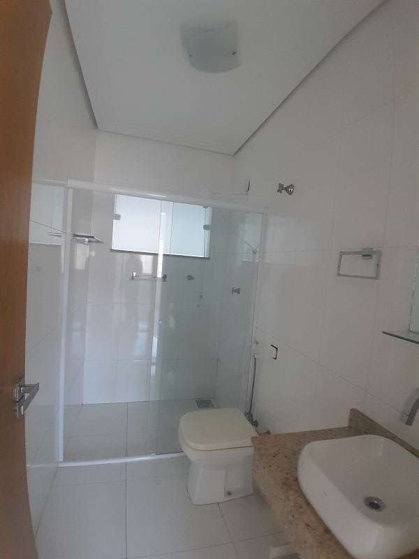 Apartamento 2d  no bairro Jardim Rony em GUARATINGUETA