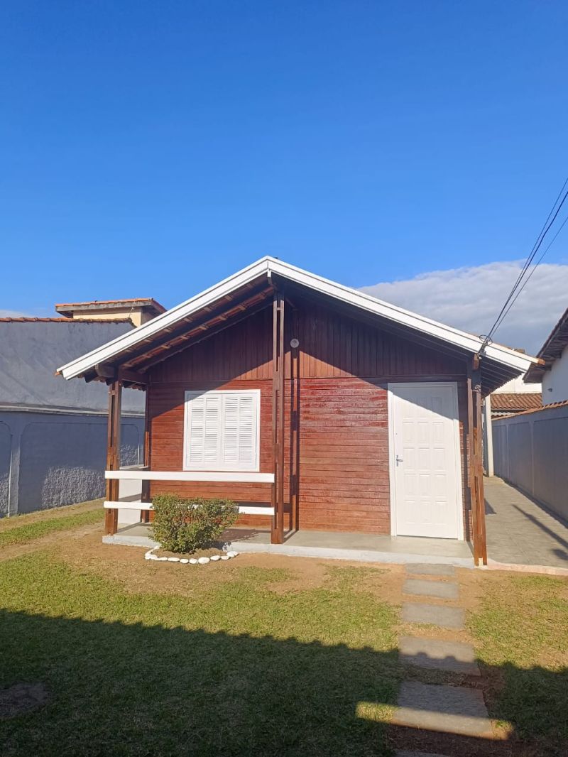 Casa 2d  no bairro Jardim Rony em GUARATINGUETA