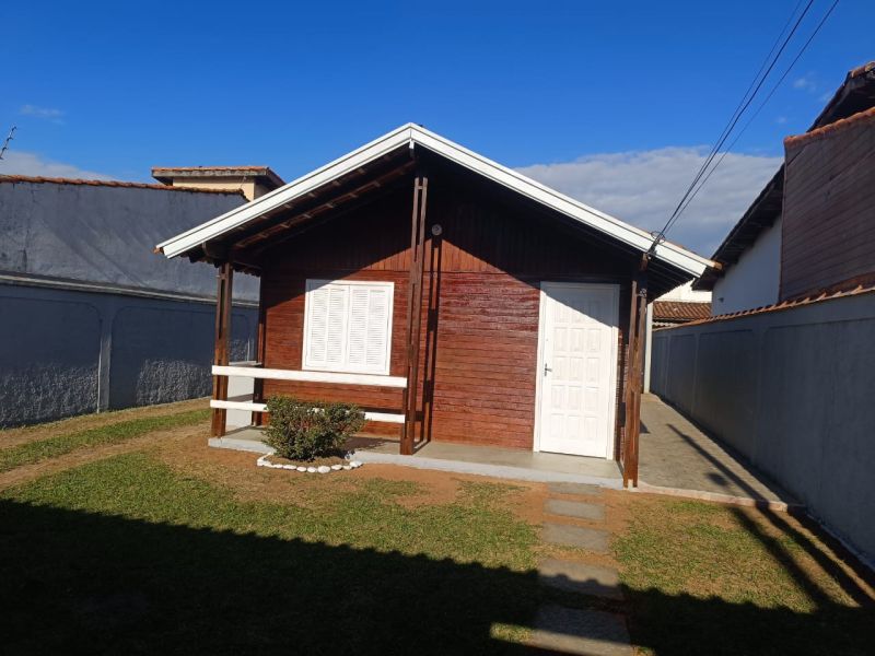 Casa 2d  no bairro Jardim Rony em GUARATINGUETA