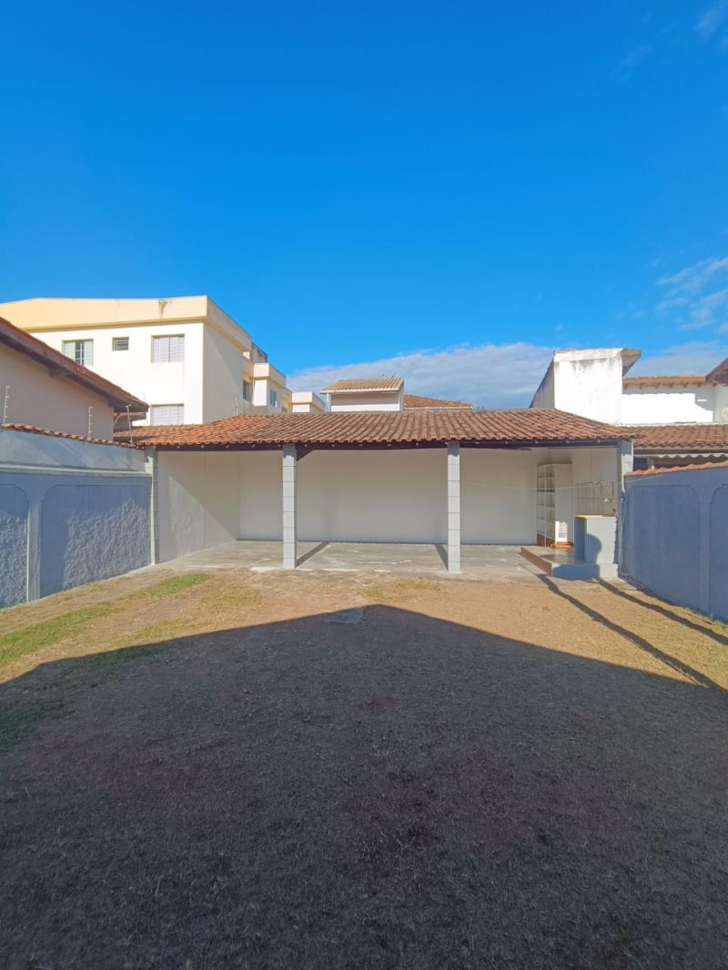 Casa 2d  no bairro Jardim Rony em GUARATINGUETA