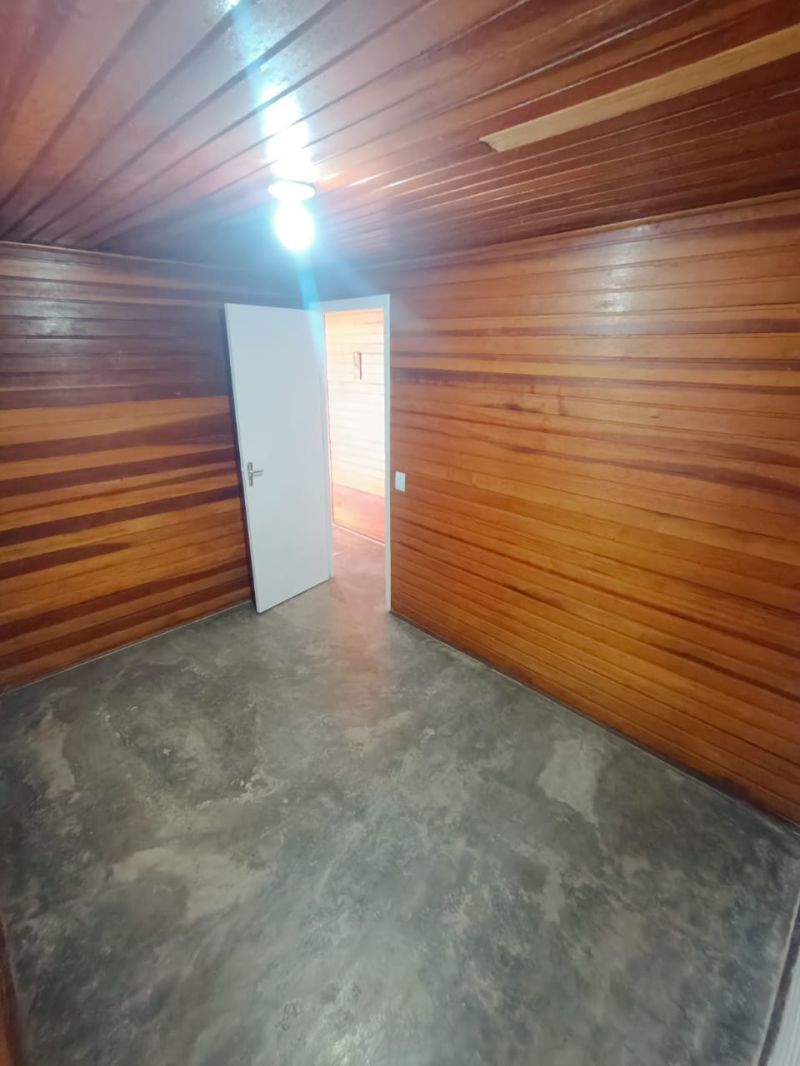 Casa 2d  no bairro Jardim Rony em GUARATINGUETA