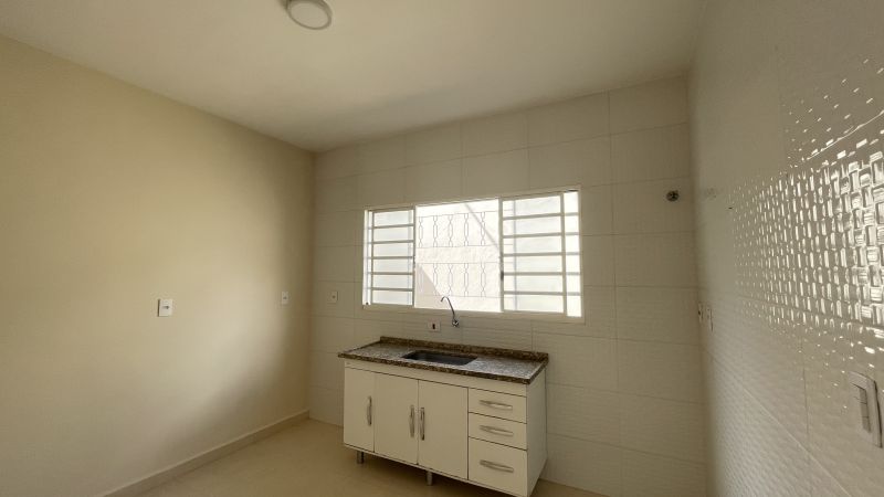 Casa 3d  no bairro Coopemi em GUARATINGUETA