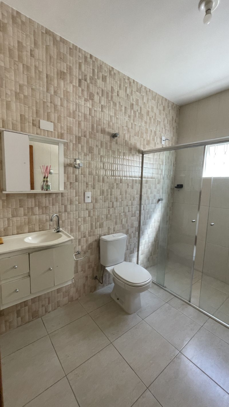 Casa 3d  no bairro Coopemi em GUARATINGUETA