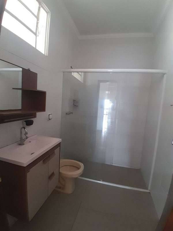 Casa 3d  no bairro Pedregulho em GUARATINGUETA