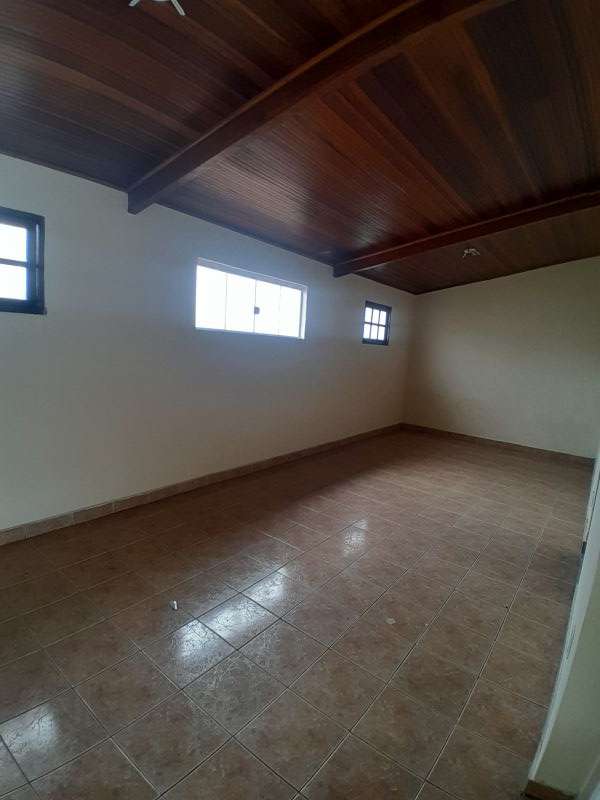 Casa 3d  no bairro Pedregulho em GUARATINGUETA