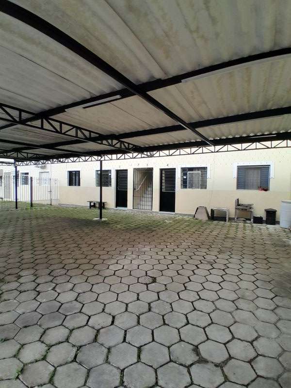 Apartamento 2d  no bairro Vila Comendador Rodrigues Alves em GUARATINGUETA