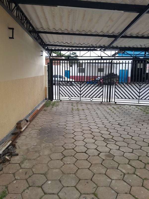 Apartamento 2d  no bairro Vila Comendador Rodrigues Alves em GUARATINGUETA