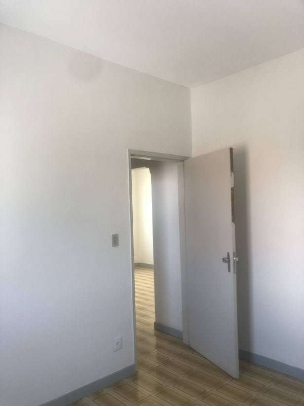 Apartamento 2d  no bairro Jardim Rony em GUARATINGUETA