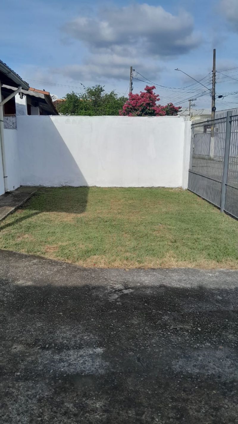 Casa 2d  no bairro Parque das Arvores  em GUARATINGUETA