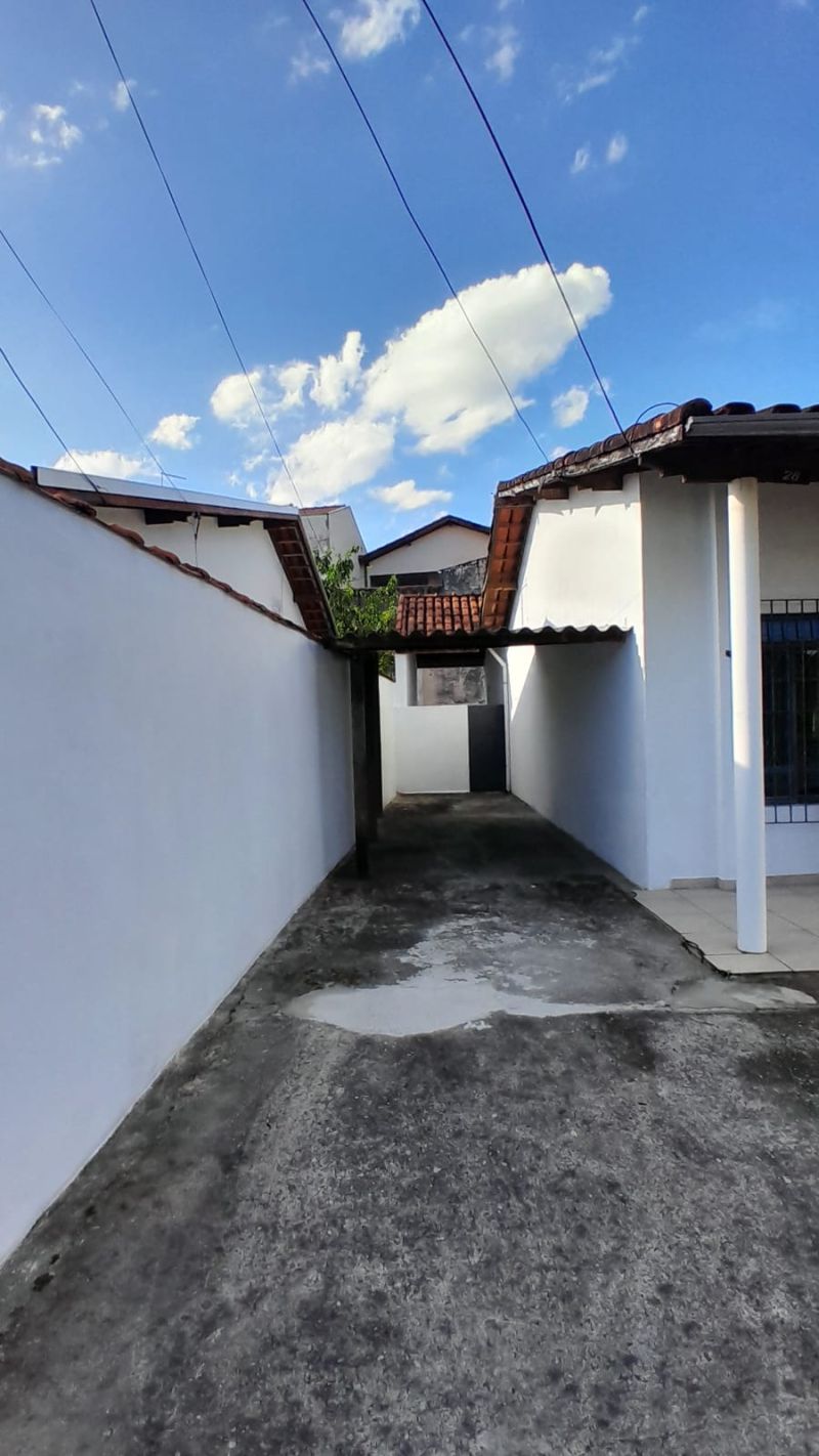 Casa 2d  no bairro Parque das Arvores  em GUARATINGUETA