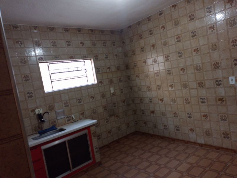 Casa 3d  no bairro Vila Comendador Rodrigues Alves em GUARATINGUETA