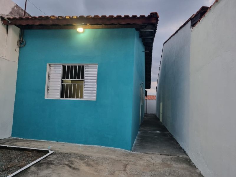 Casa 2d  no bairro Santa Luzia em GUARATINGUETA