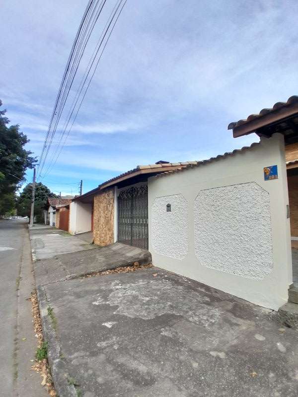 Casa 2d  no bairro Jardim Rony em GUARATINGUETA