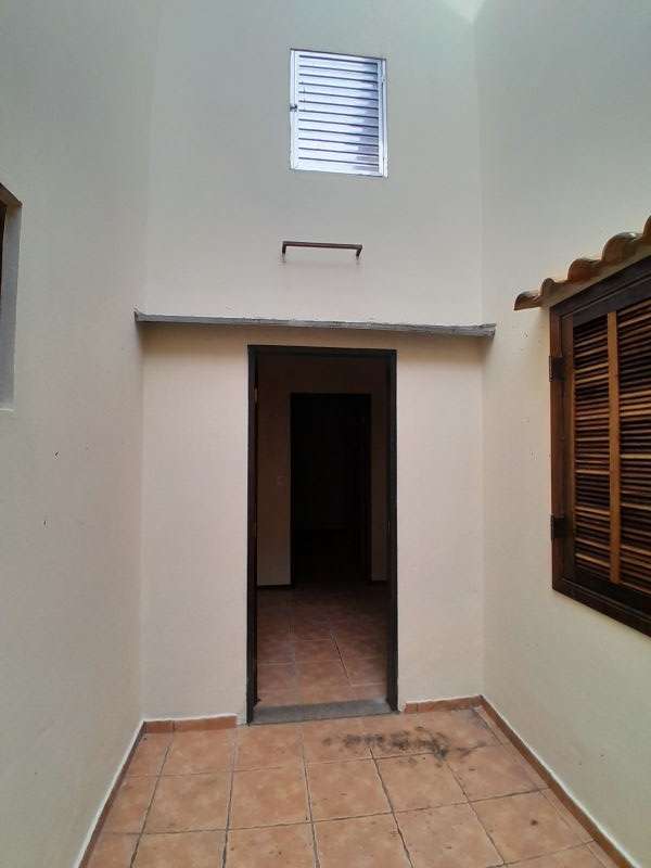 Casa 2d  no bairro Jardim Rony em GUARATINGUETA