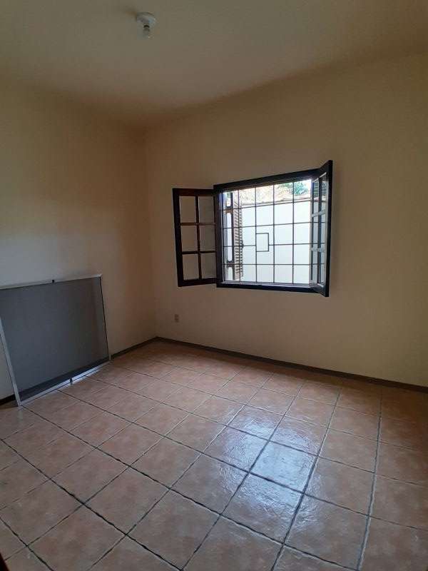 Casa 2d  no bairro Jardim Rony em GUARATINGUETA