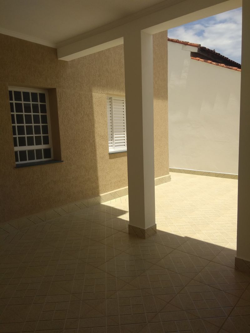 Casa 3d  no bairro Vila Eliana Maria em GUARATINGUETA