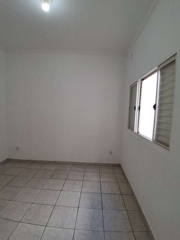 Casa 3d  no bairro Vila Eliana Maria em GUARATINGUETA