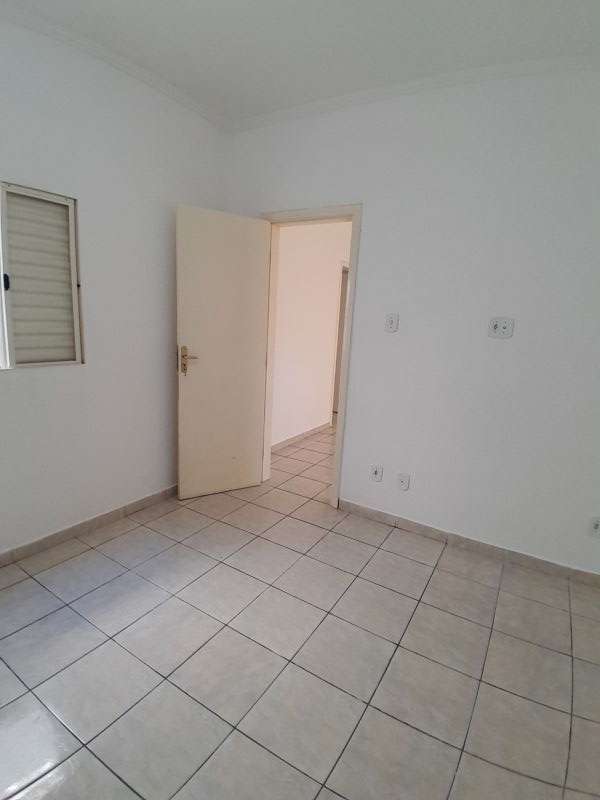 Casa 3d  no bairro Vila Eliana Maria em GUARATINGUETA
