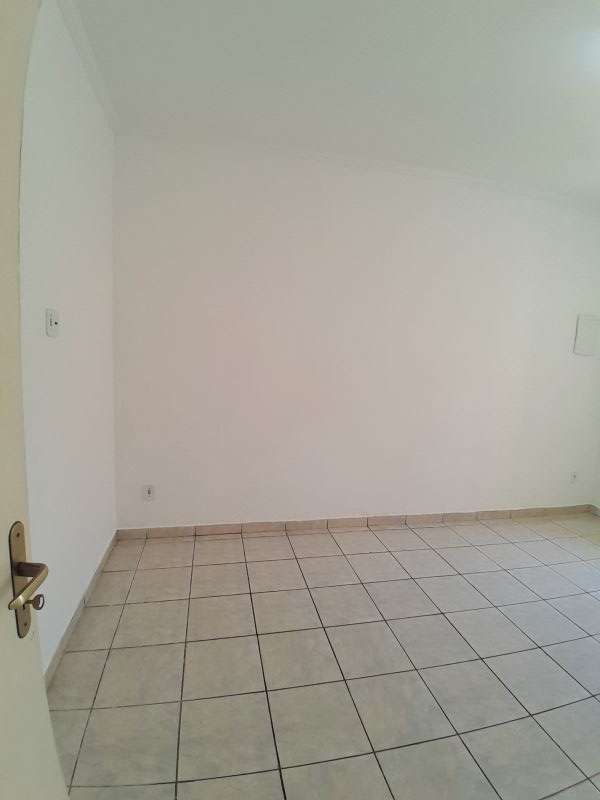 Casa 3d  no bairro Vila Eliana Maria em GUARATINGUETA