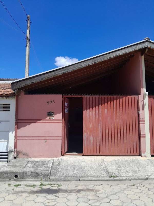Casa 2d  no bairro Jardim do Vale em GUARATINGUETA
