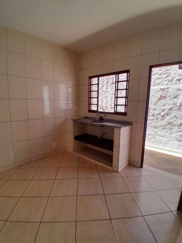 Casa 2d  no bairro Jardim do Vale em GUARATINGUETA