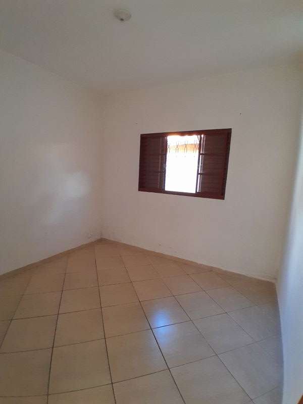 Casa 2d  no bairro Jardim do Vale em GUARATINGUETA