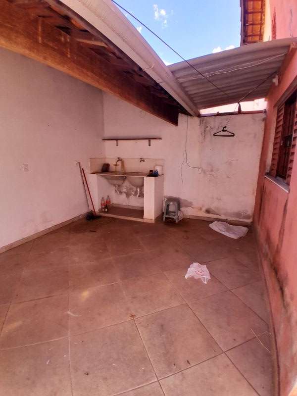 Casa 2d  no bairro Jardim do Vale em GUARATINGUETA