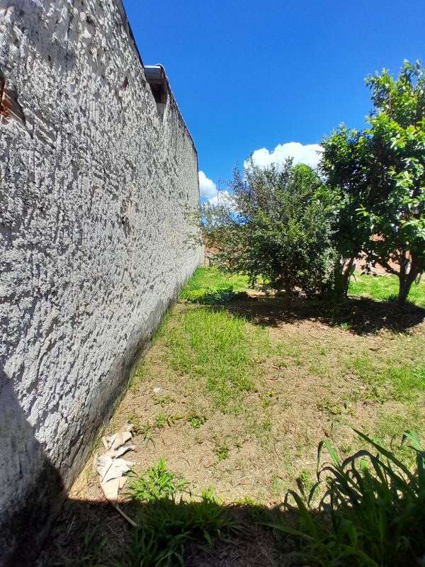 Casa 2d  no bairro Jardim do Vale em GUARATINGUETA