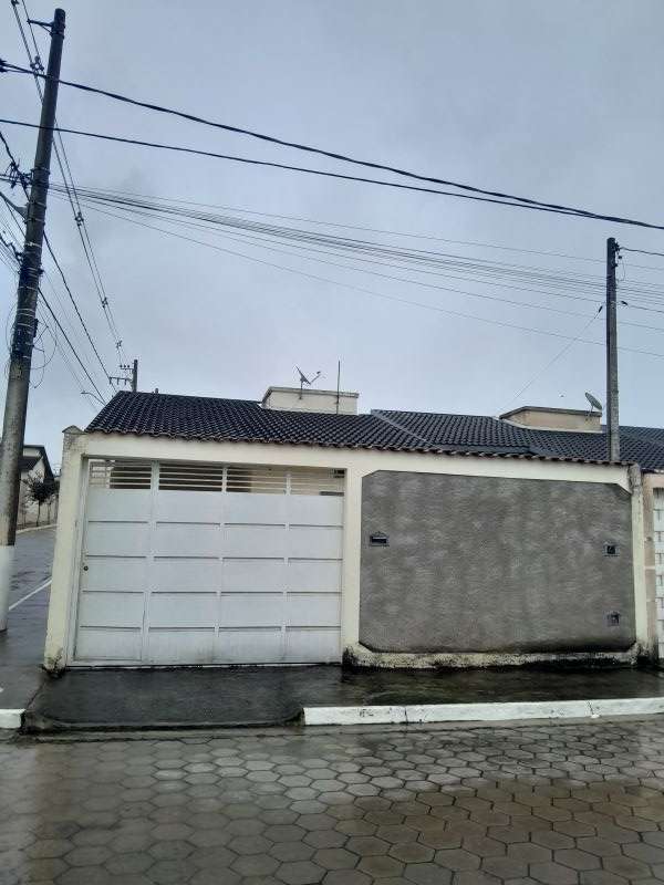 Casa 3d  no bairro Vale das Serras Residencia em GUARATINGUETA