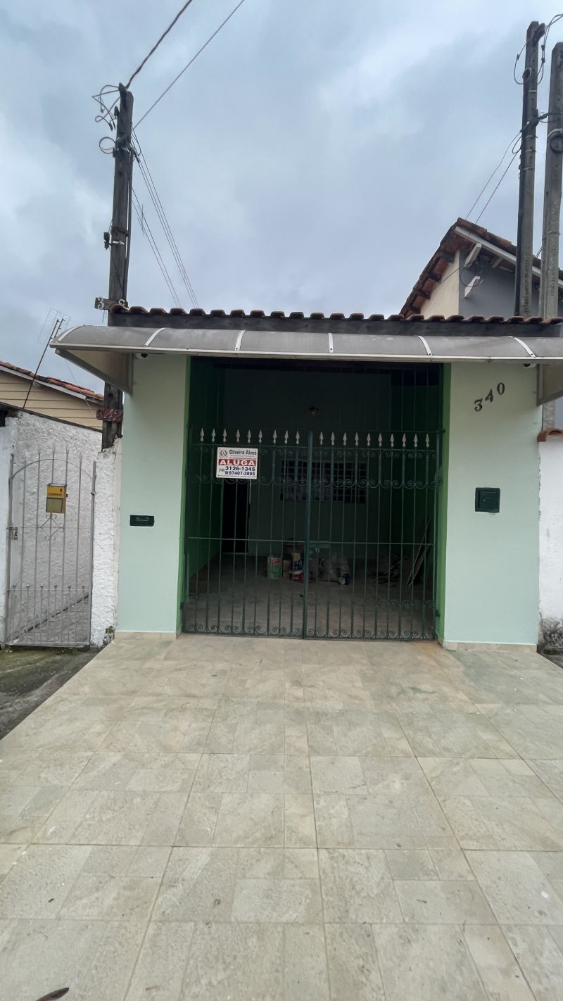 Casa 1d  no bairro Pedregulho em GUARATINGUETA