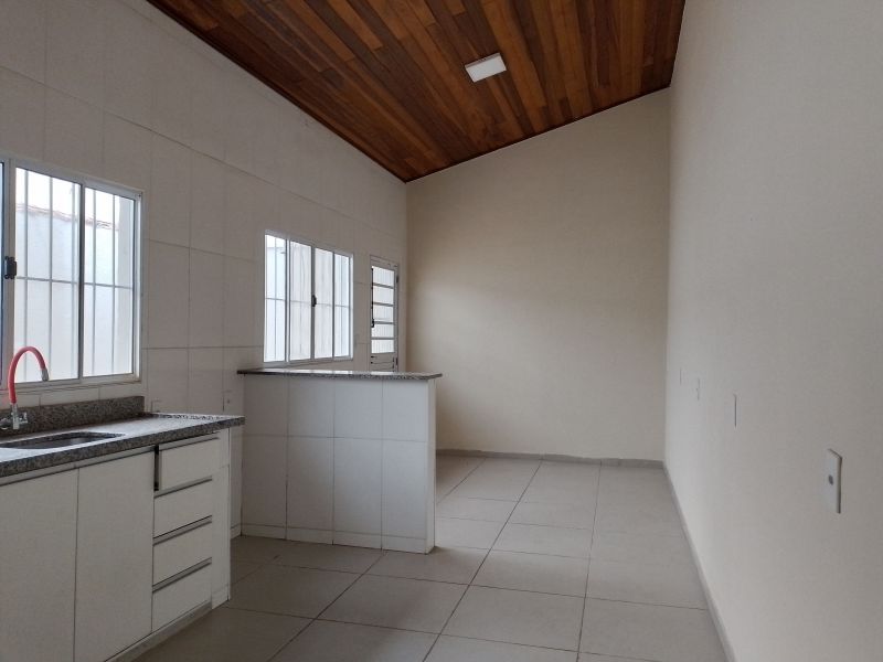 Casa 2d  no bairro Pedregulho em GUARATINGUETA