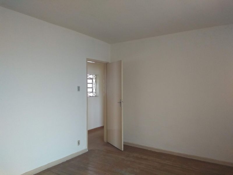 Casa 2d  no bairro Pedregulho em GUARATINGUETA