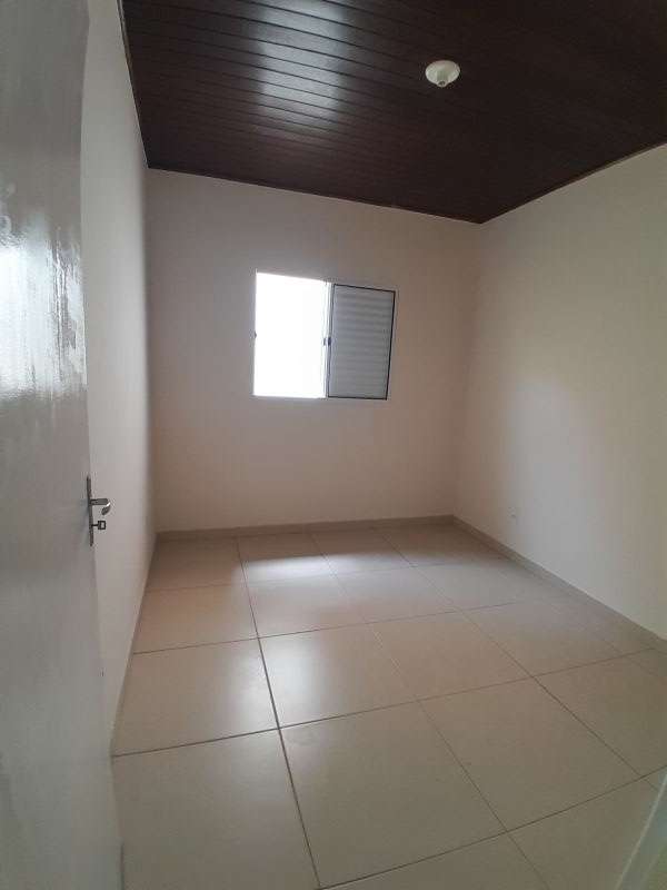 Casa 2d  no bairro Pedregulho em GUARATINGUETA