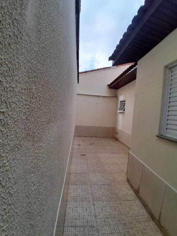 Casa 2d  no bairro Pedregulho em GUARATINGUETA