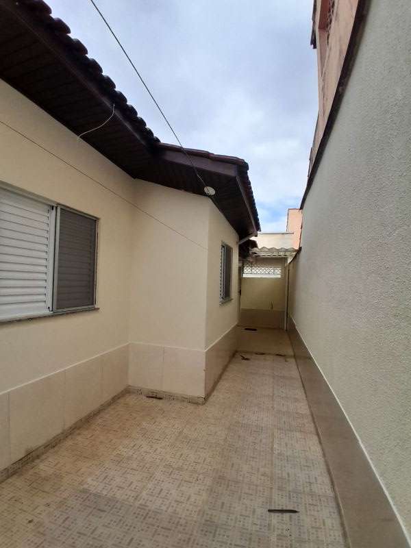 Casa 2d  no bairro Pedregulho em GUARATINGUETA