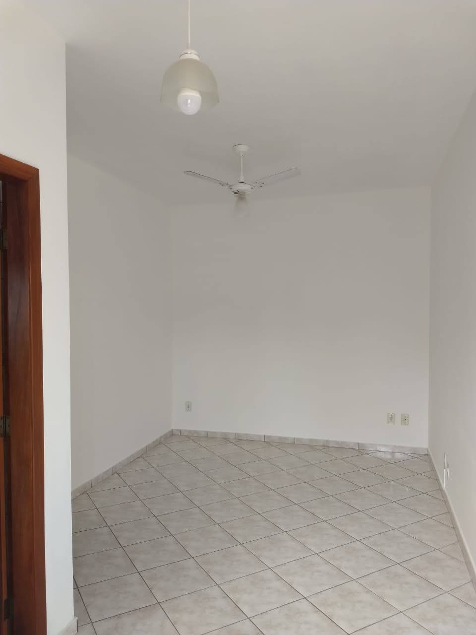 Apartamento 3d  no bairro Jardim Rony em GUARATINGUETA
