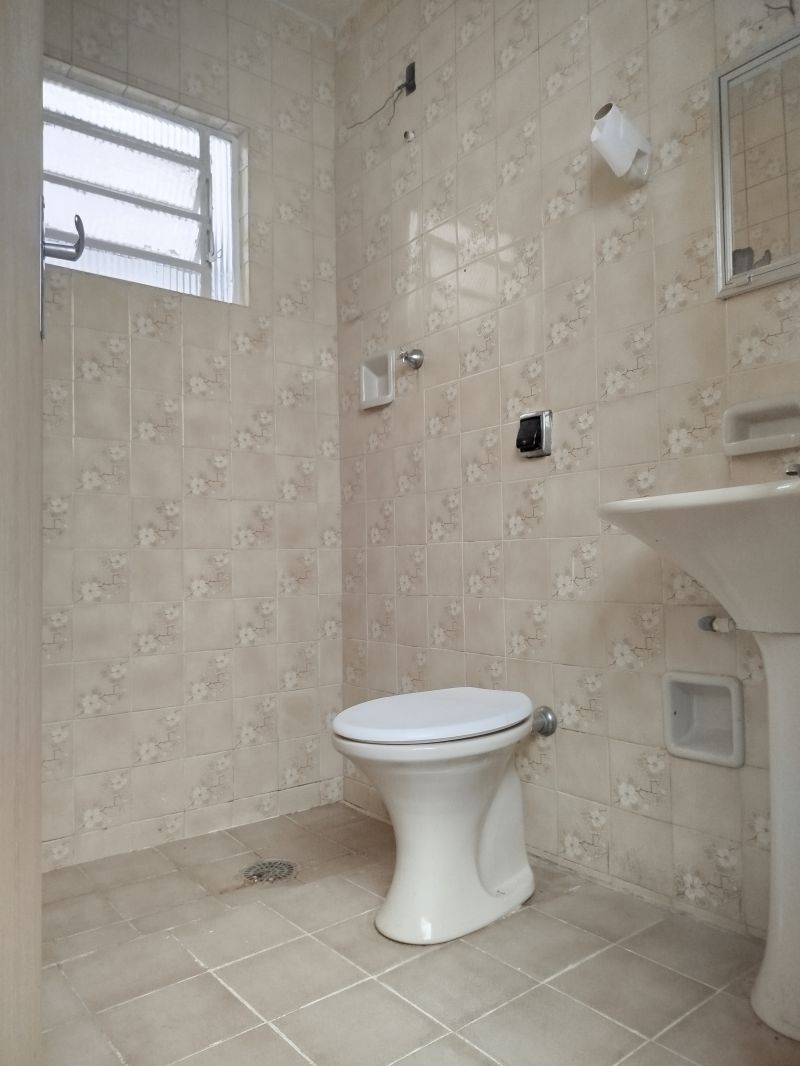 Casa 2d  no bairro Pedregulho em GUARATINGUETA