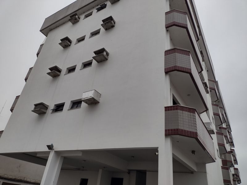 Salas Comerciais no bairro Campo do Galvao em GUARATINGUETA