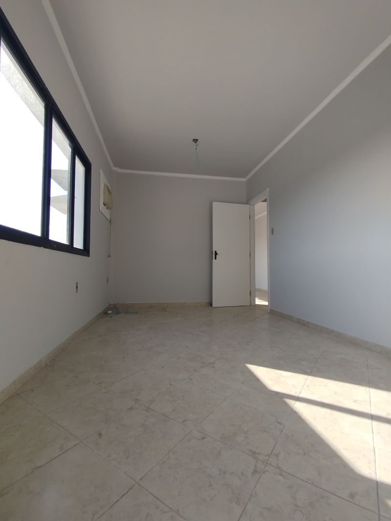 Salas Comerciais no bairro Campo do Galvao em GUARATINGUETA