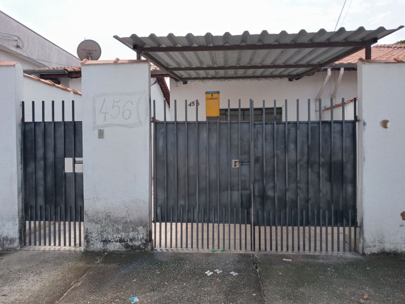 Casa 3d  no bairro Pedregulho em GUARATINGUETA