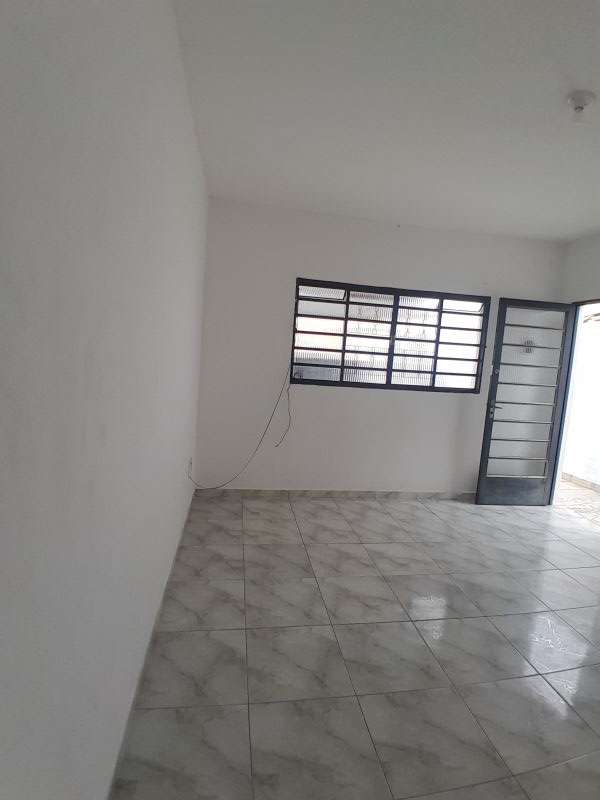 Casa 3d  no bairro Pedregulho em GUARATINGUETA