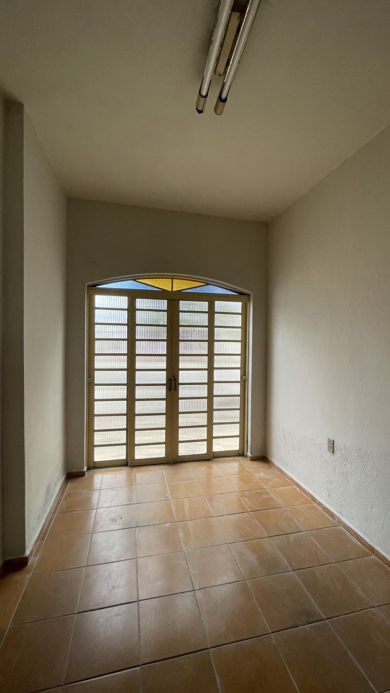 Casa 5d  no bairro Pedregulho em GUARATINGUETA