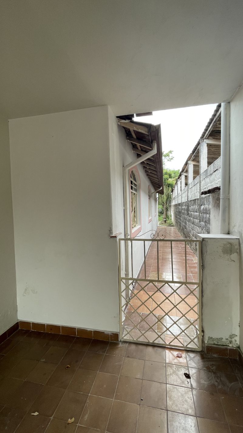 Casa 5d  no bairro Pedregulho em GUARATINGUETA