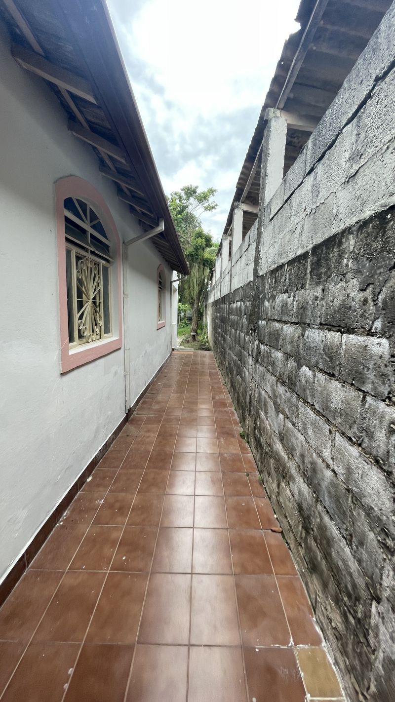 Casa 5d  no bairro Pedregulho em GUARATINGUETA
