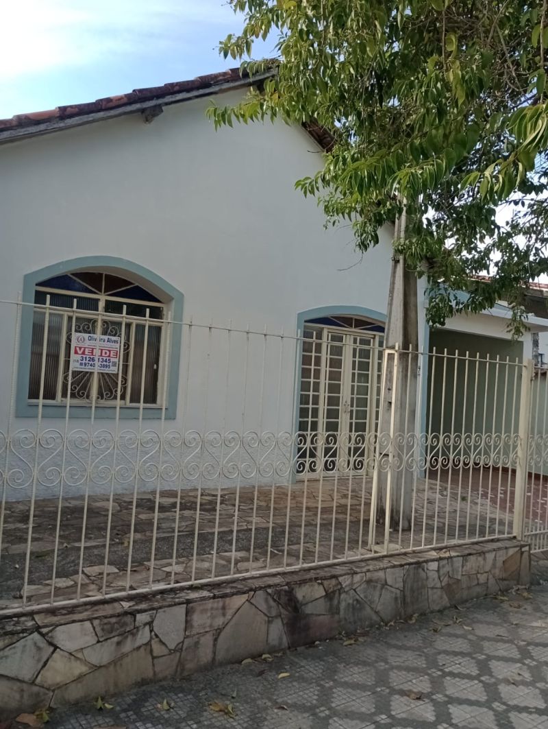 Casa 5d  no bairro Pedregulho em GUARATINGUETA